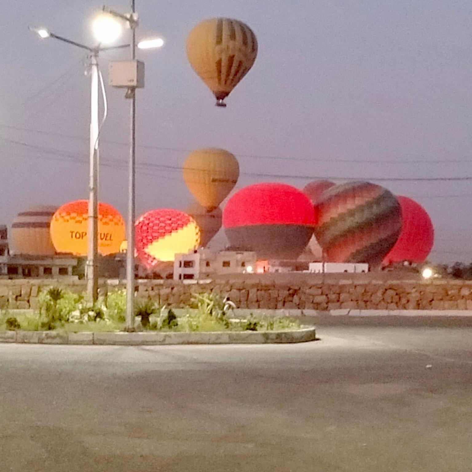 דירות Moon House Of לוקסור מראה חיצוני תמונה